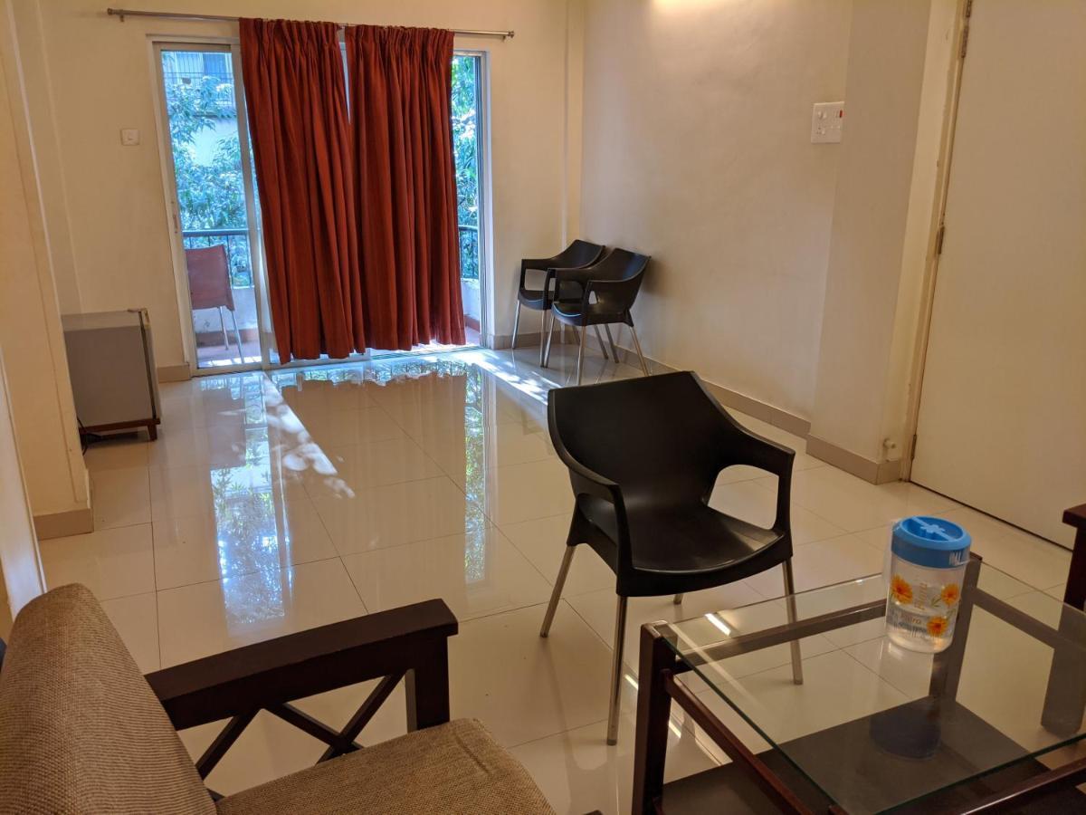 Suryavilla Hotel Poona Buitenkant foto